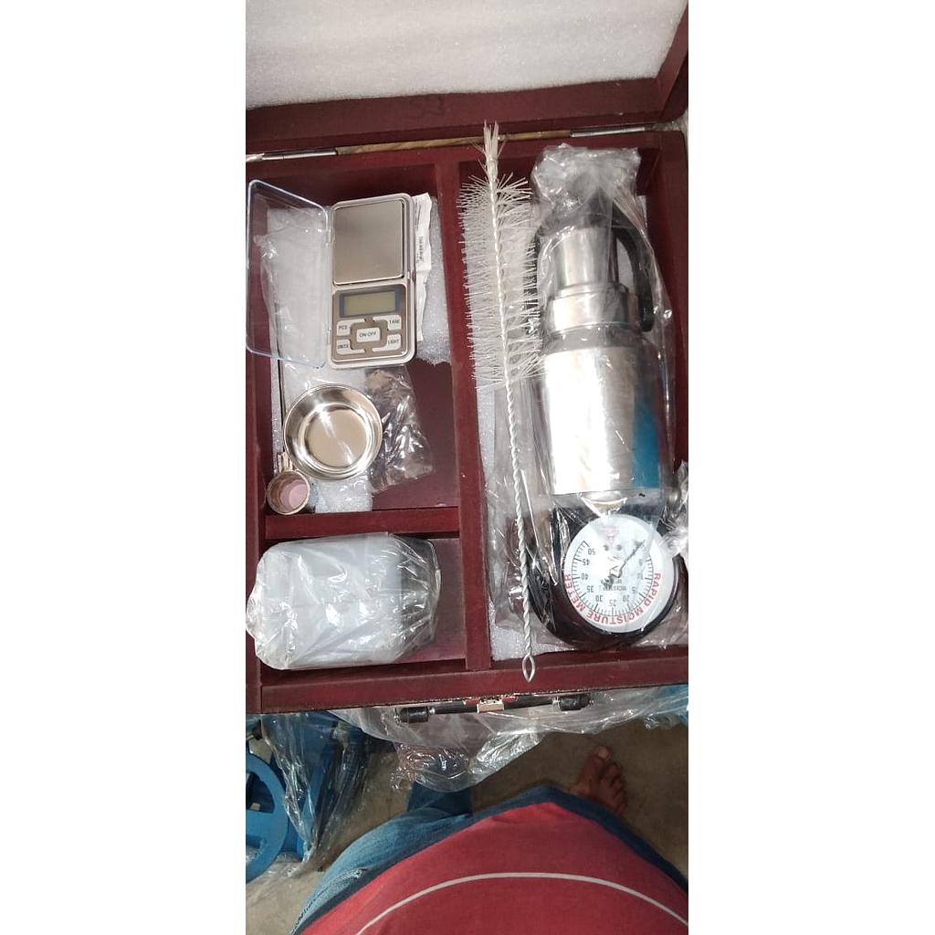 Rapid Moisture Meter